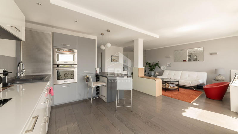 Appartement - 102 m² - 3 pièces