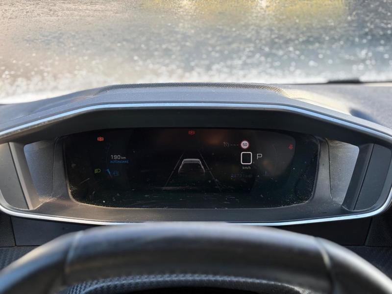 Peugeot 208 1.2 100 cv Allure Eat8