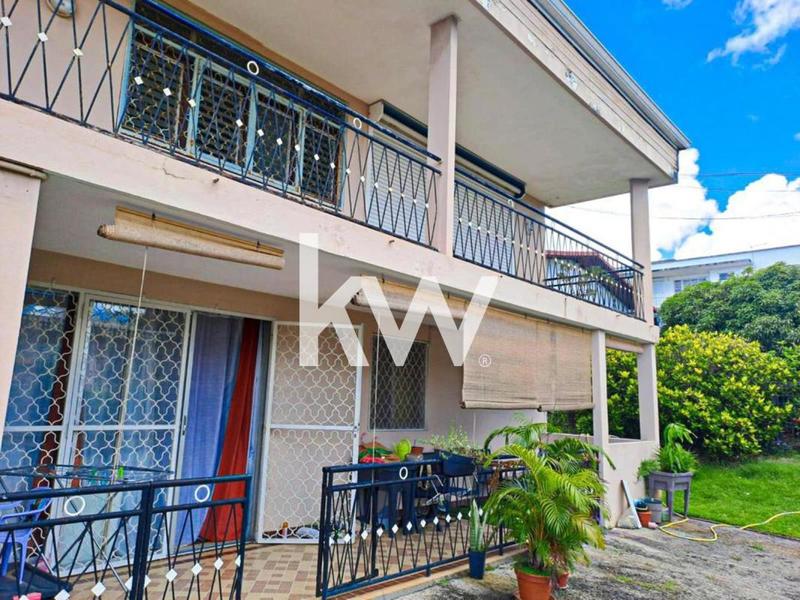 Appartement - 80 m² - 4 pièces