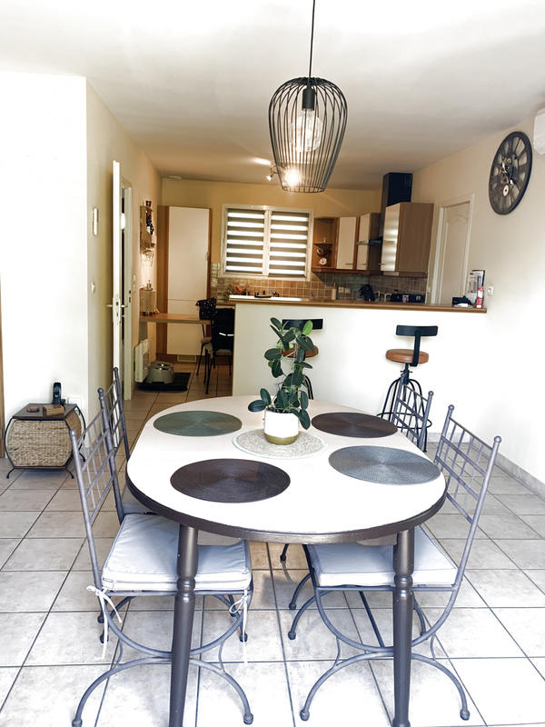 Maison - 90 m² - 3 pièces