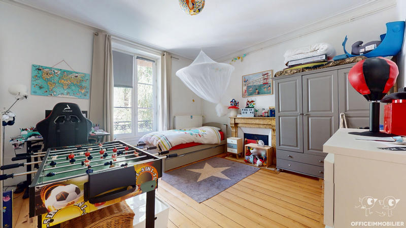 Appartement - 132 m² - 5 pièces