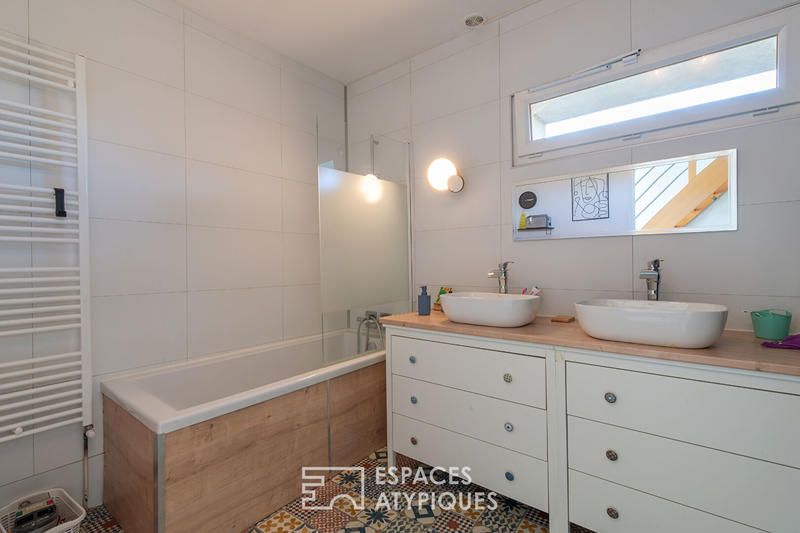 Maison - 196 m² - 7 pièces