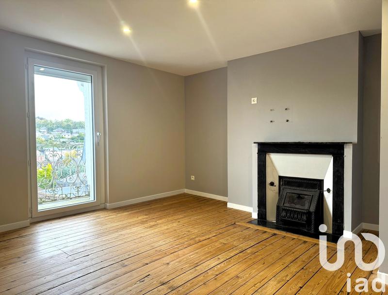 Maison - 202 m² - 6 pièces