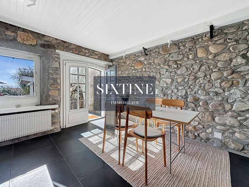 Maison ancienne - 297 m² - 12 pièces