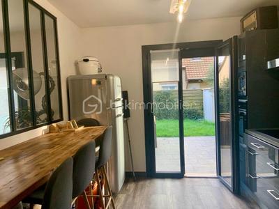 Pavillon - 77 m² - 4 pièces