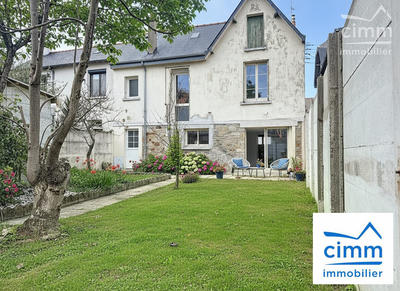 Maison - 98 m² - 5 pièces