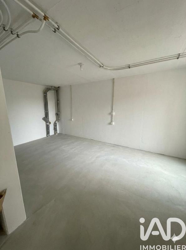 Maison - 240 m² - 5 pièces