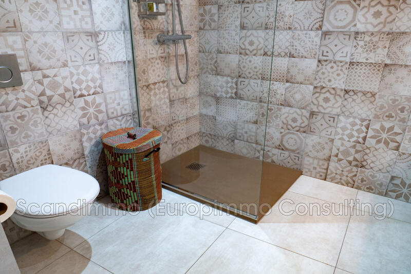 Maison - 161 m² - 7 pièces