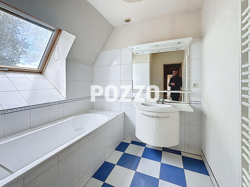 Maison - 150 m² - 6 pièces