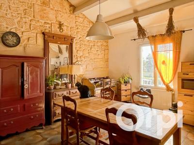 Mas - 270 m² - 8 pièces