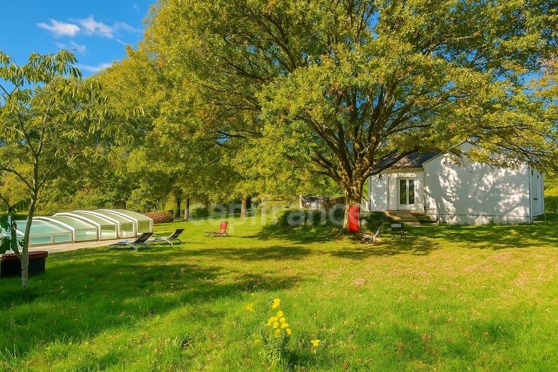 Pavillon - 158 m² - 5 pièces