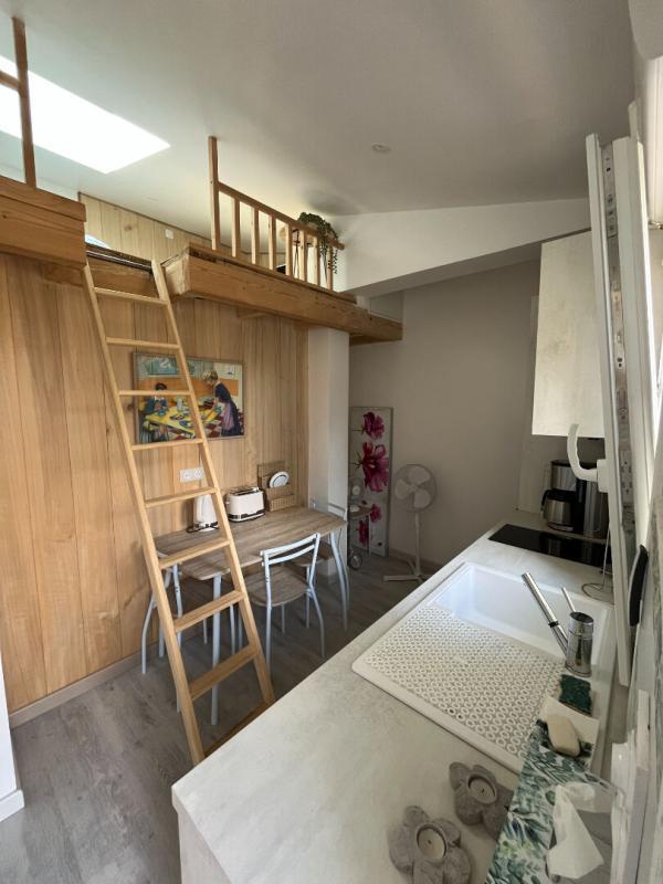 Maison - 220 m² - 8 pièces