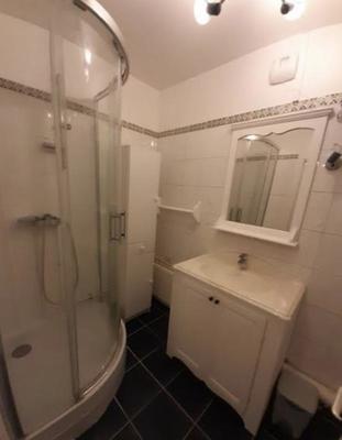 Appartement ancien - 75 m² - 4 pièces