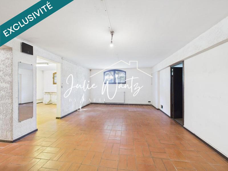 Maison - 400 m² - 8 pièces