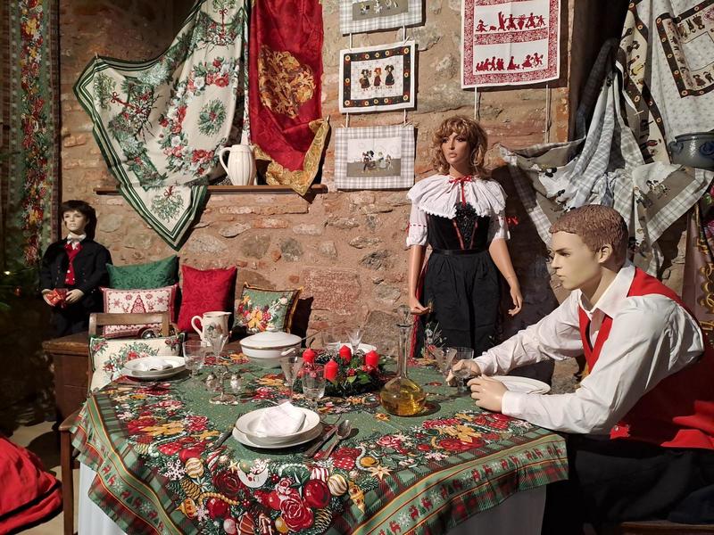 Exposition - le Noël des tissus en Alsace