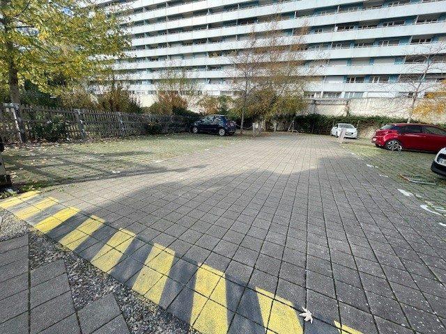 Parking / Garage - 16 m²