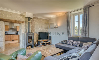 Maison - 185 m² - 6 pièces