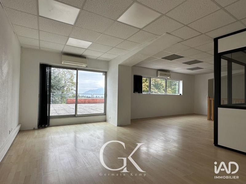 Local commercial - 1 265 m²