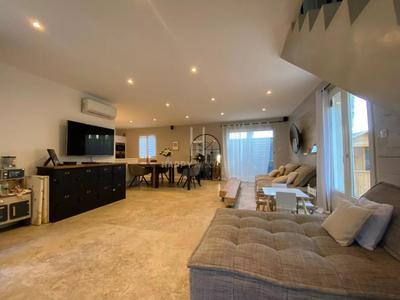 Maison - 105 m² - 6 pièces