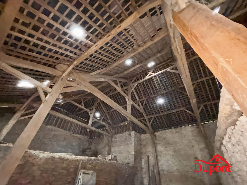 Ferme - 350 m² - 1 pièce