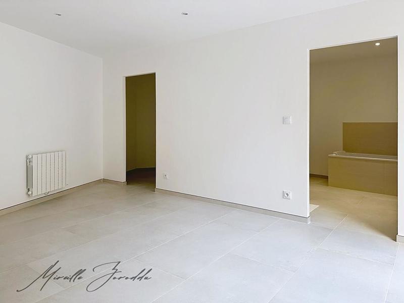 Maison - 177 m² - 5 pièces