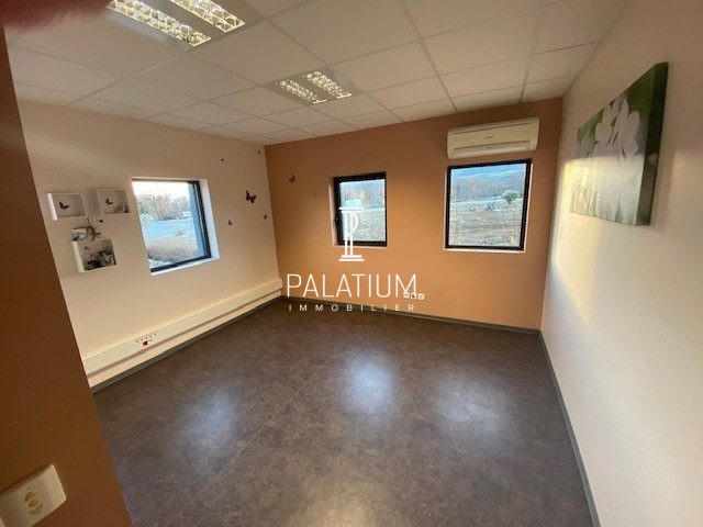 Bureau - 18 m² - 1 pièce