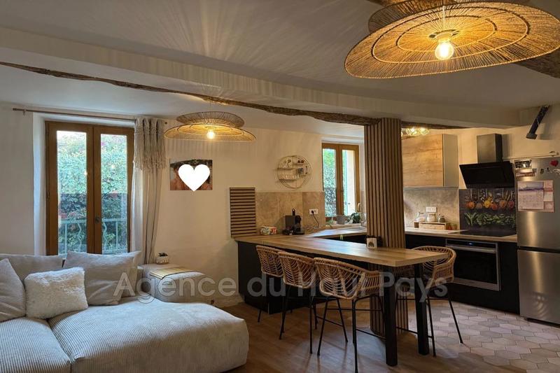 Maison de village - 80 m² - 5 pièces