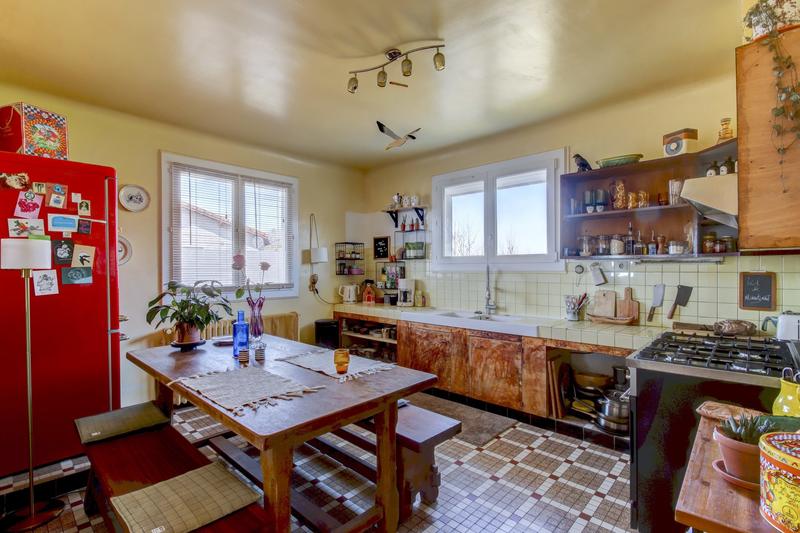 Maison - 230 m² - 5 pièces