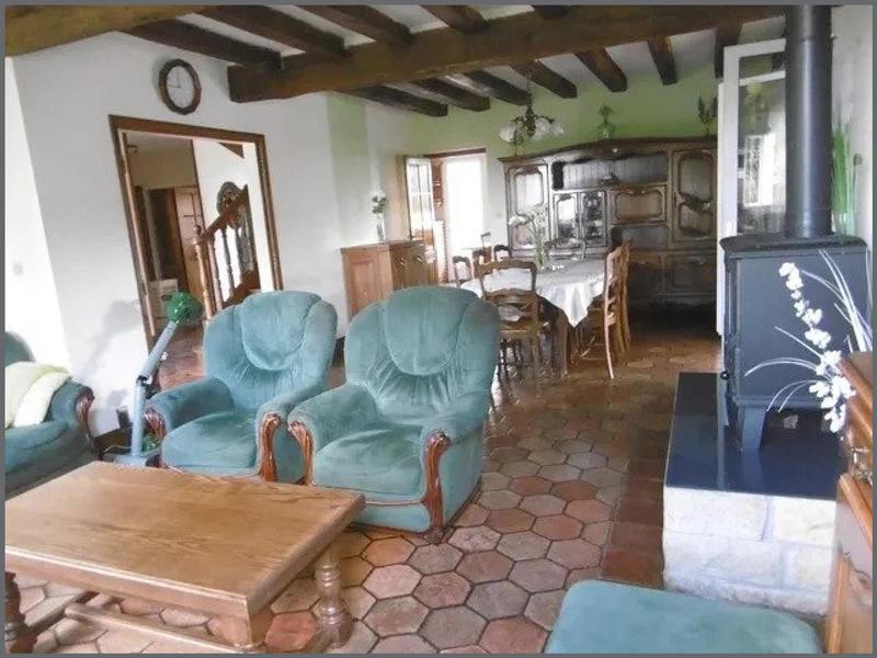 Maison - 210 m² - 9 pièces