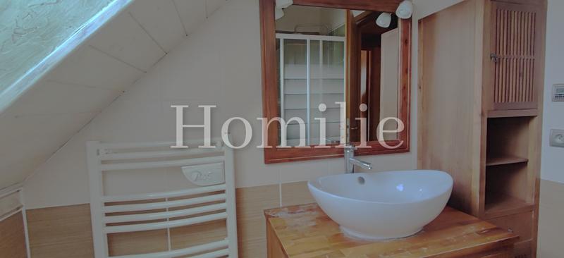 Maison - 203 m² - 8 pièces