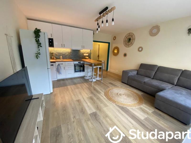 Chambre - 11 m² - 1 pièce