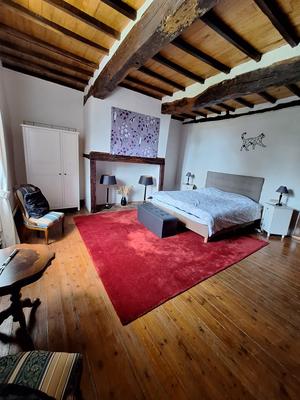 Maison - 360 m² - 14 pièces