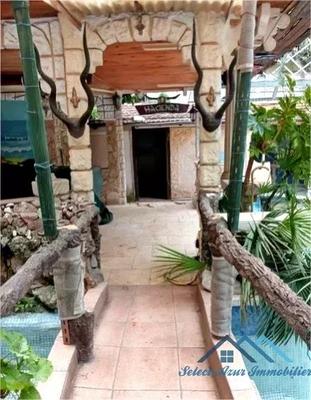 Duplex - 160 m² - 7 pièces