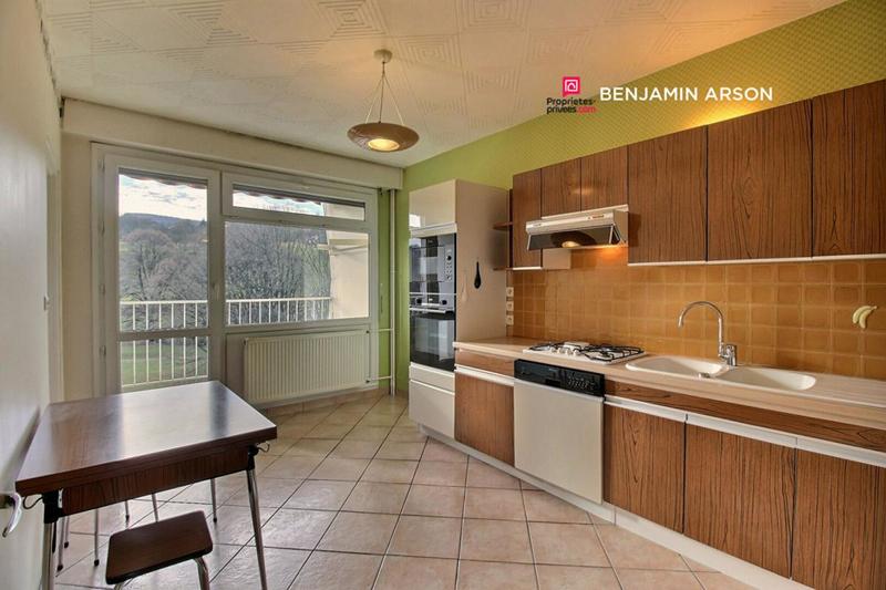 Appartement - 80 m² - 4 pièces