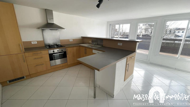 Appartement - 102 m² - 3 pièces