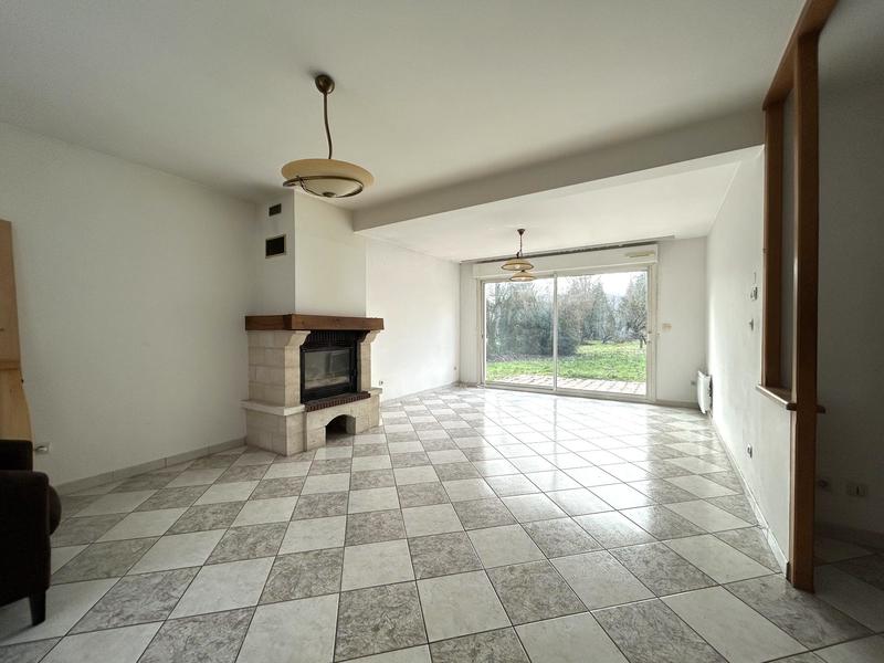 Maison - 96 m² - 5 pièces