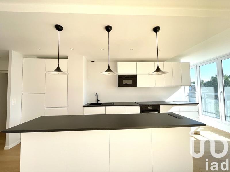 Appartement - 97 m² - 5 pièces