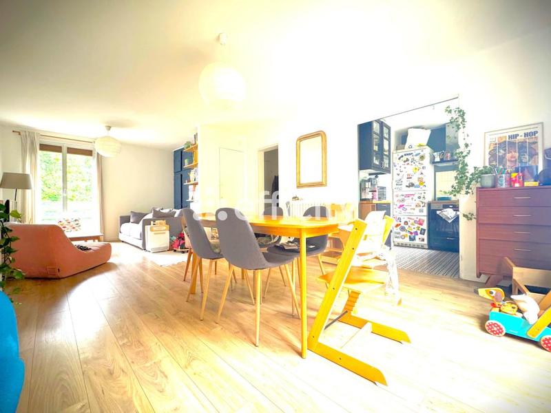 Appartement ancien - 112 m² - 5 pièces