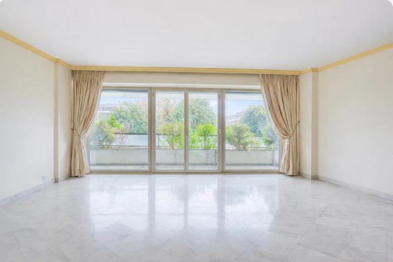 Appartement - 121 m² - 4 pièces