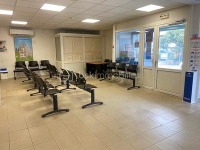 Bureau - 180 m² - 5 pièces