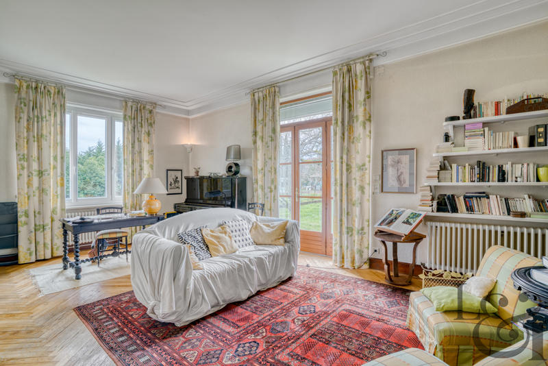 Maison - 162 m² - 6 pièces