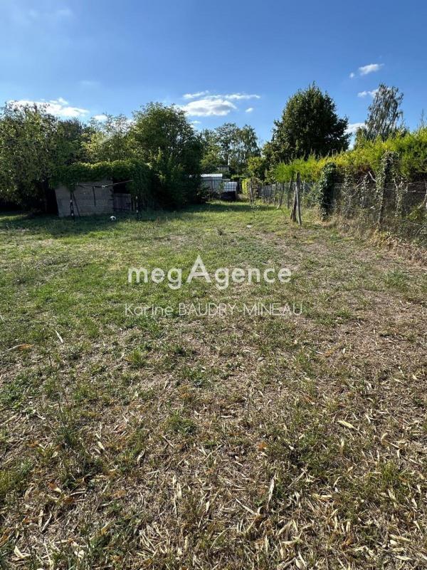 Terrain constructible - 746 m²