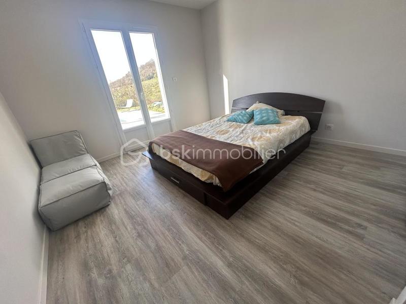 Maison - 138 m² - 5 pièces