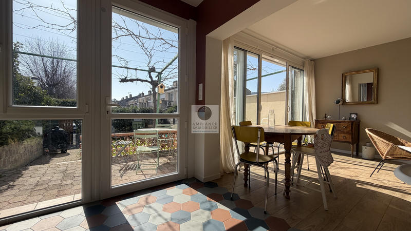 Maison - 111 m² - 6 pièces