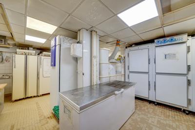 Local commercial - 156 m²