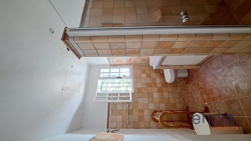 Maison - 198 m² - 8 pièces