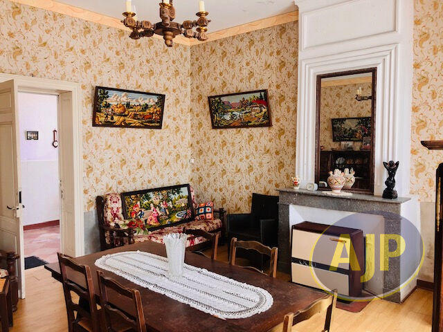 Maison bourgeoise - 230 m² - 5 pièces