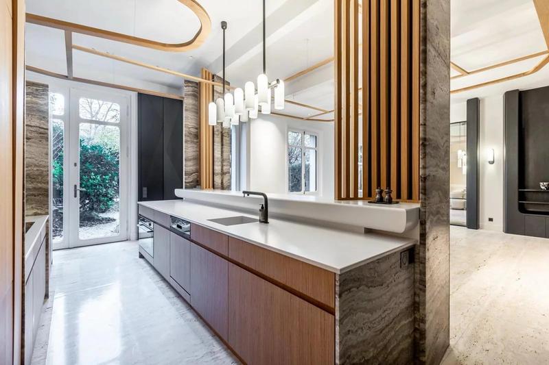 Appartement - 260 m² - 6 pièces