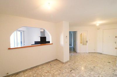 Appartement - 105 m² - 5 pièces
