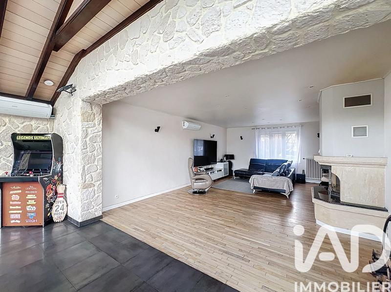 Maison - 158 m² - 7 pièces